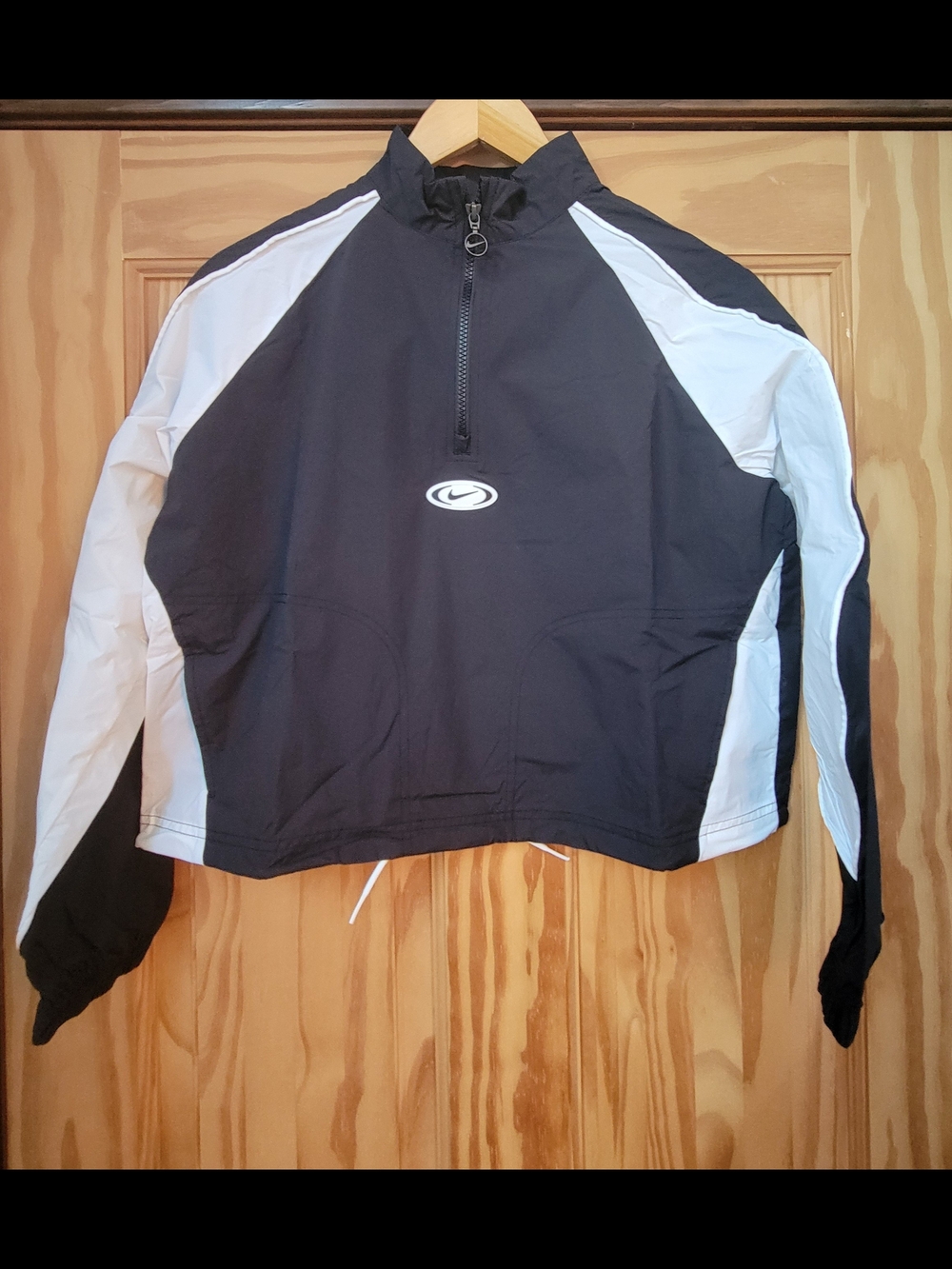 Nike Kids Black and White Half-Zip Track Jacket - Size XL